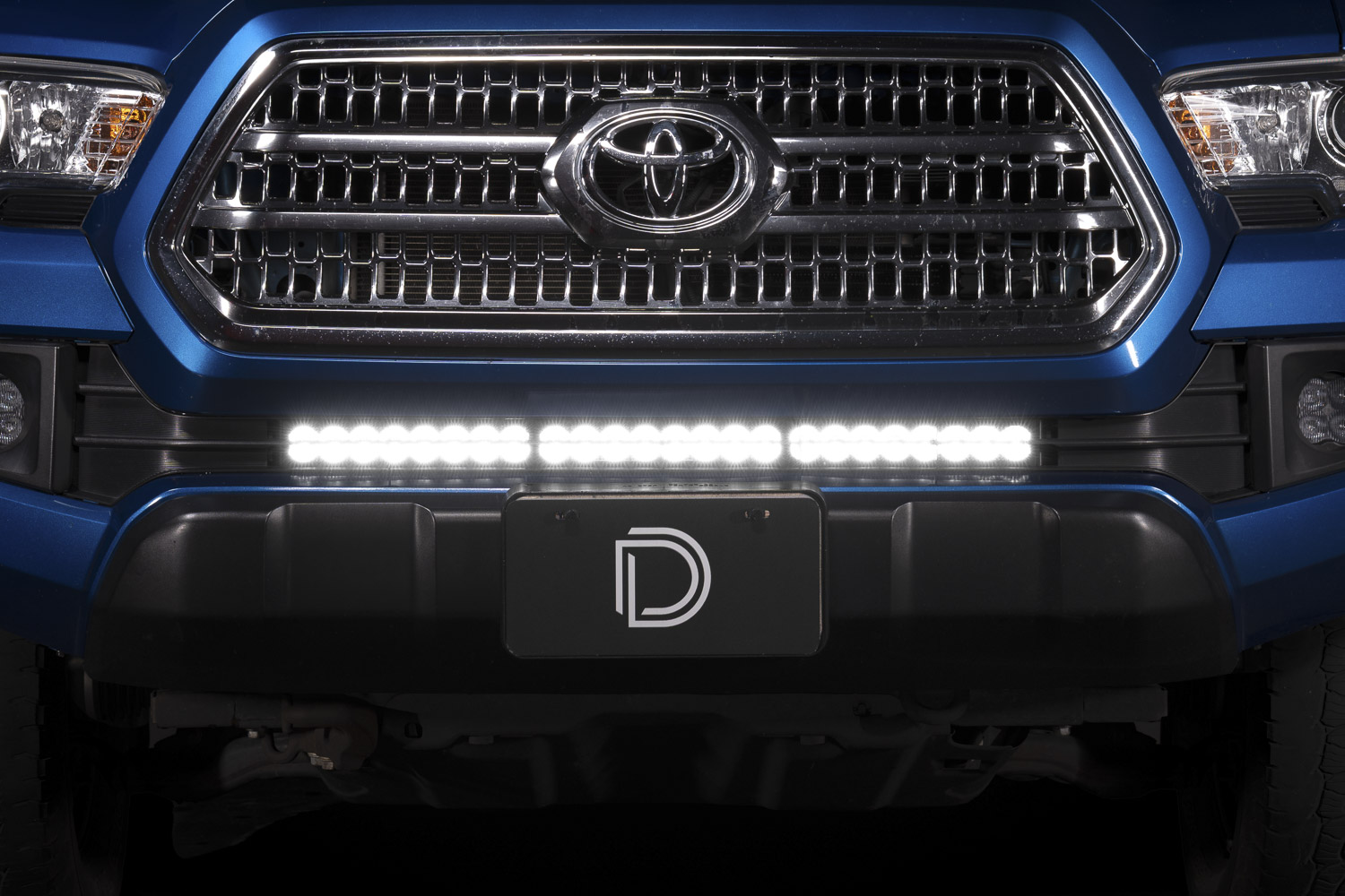 Tacoma 2016 Stealth SS30 Sport Yellow Driving - Image 3
