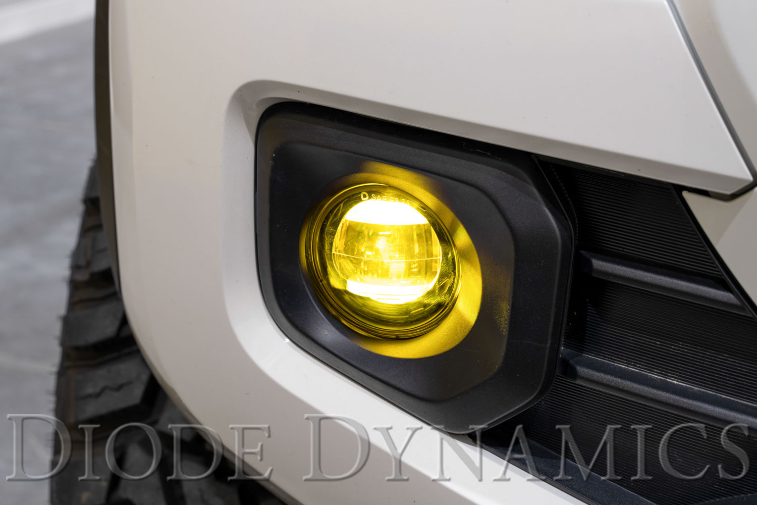 Elite Foglamp Type B Yellow (pair) - Image 3