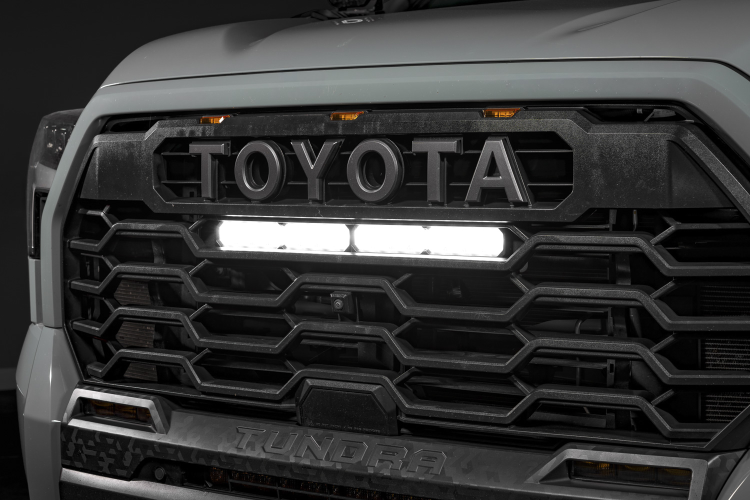 Tundra 2022 Pro Grille SS20 Pro LED Kit Yellow Combo - Image 3