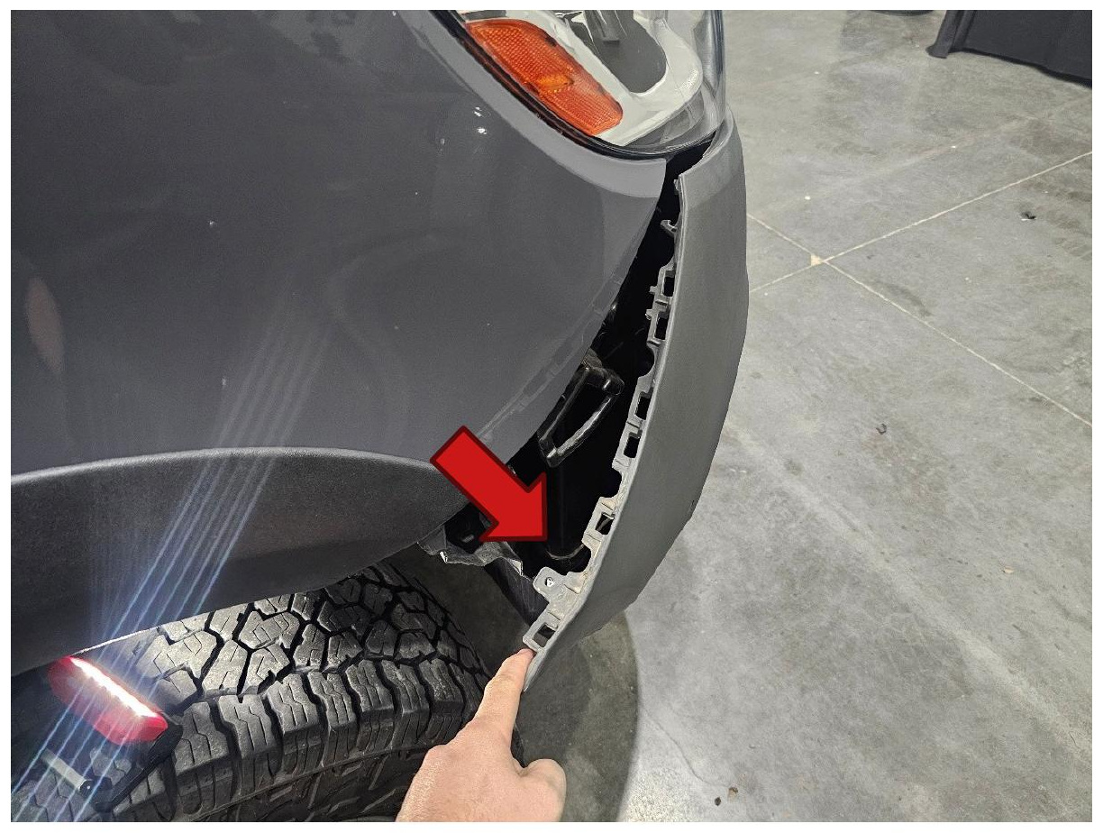 Pulling the Sprinter bumper away from the quarter panel